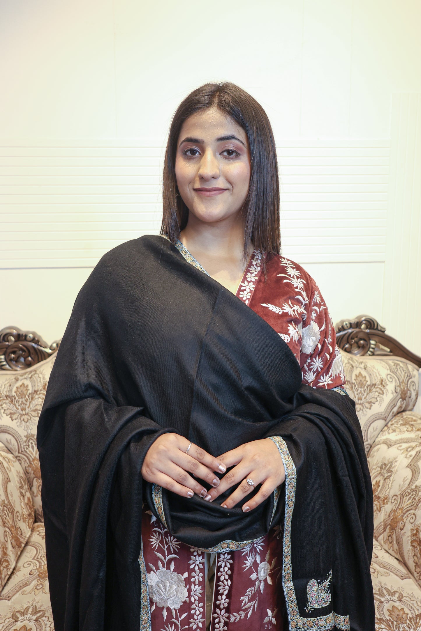Pashmina Handmade Border Shawl