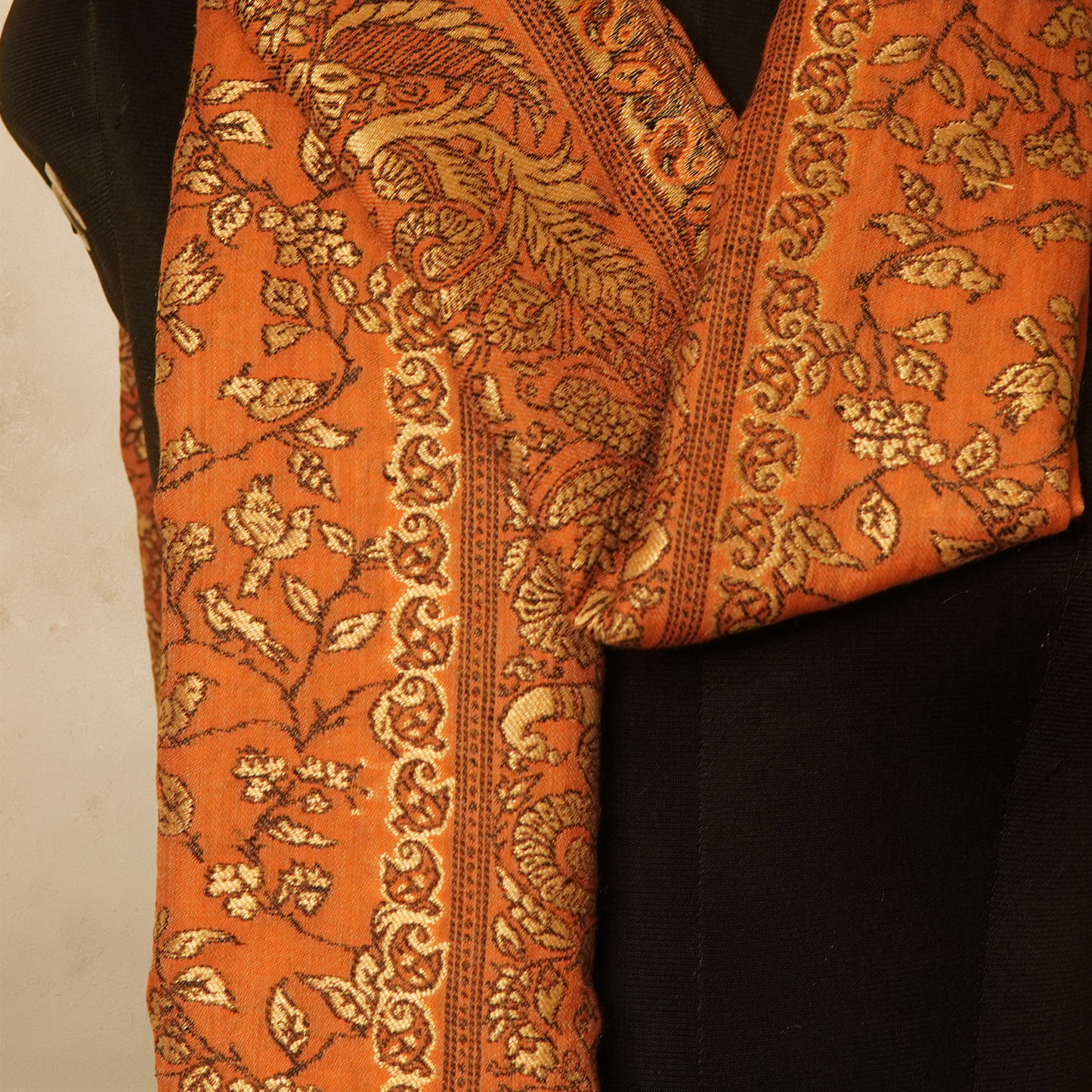 Cashmere Wool Woven Kani Stole - Rust Floral