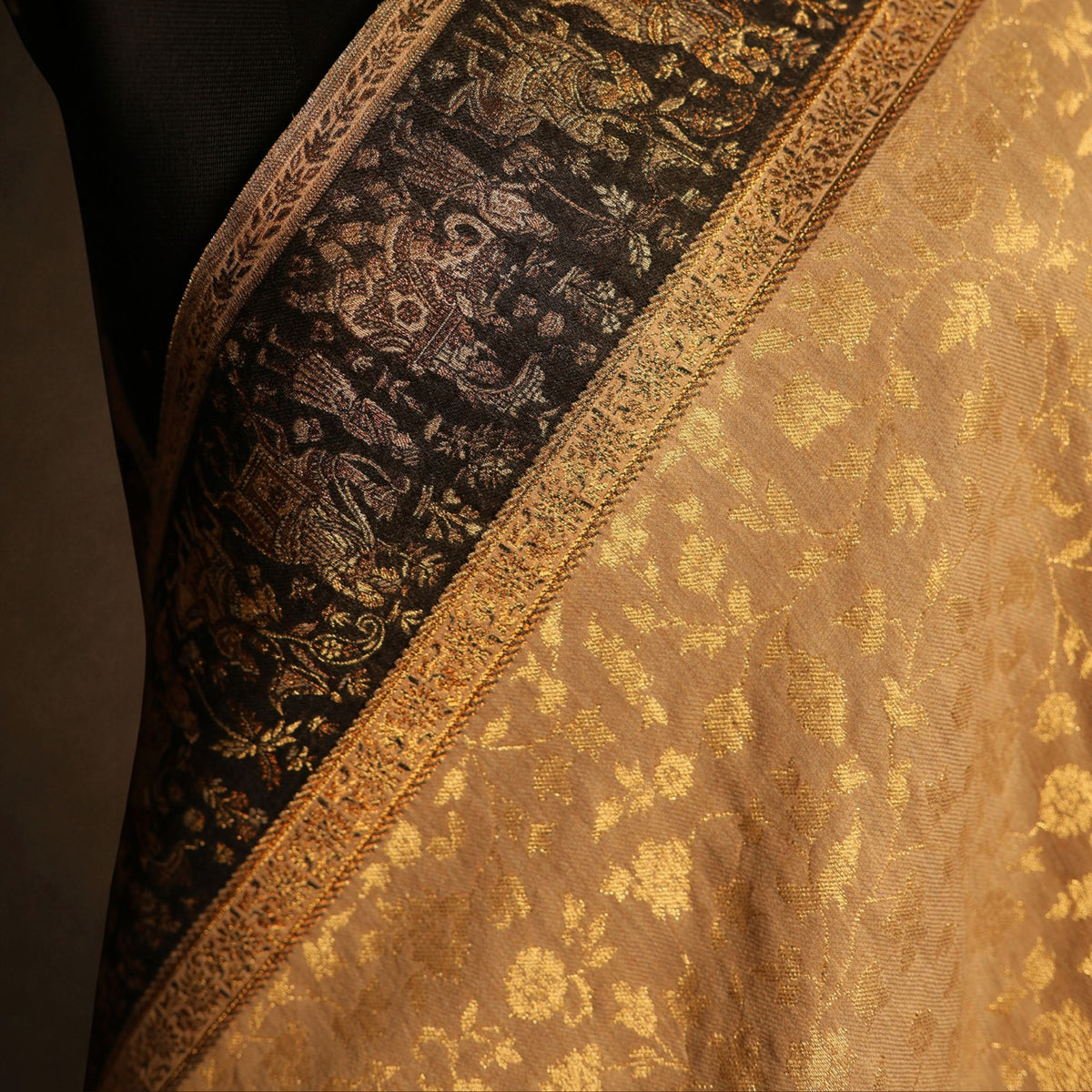 Zari Kani Doli Baraat Border Shawl
