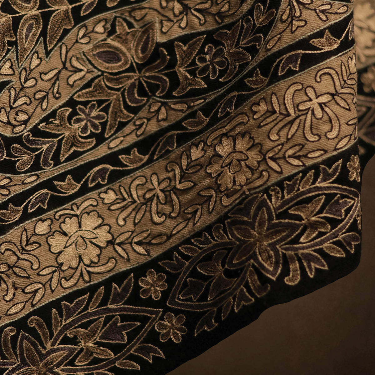 Kalamkari Black & White Pashmina Shawl