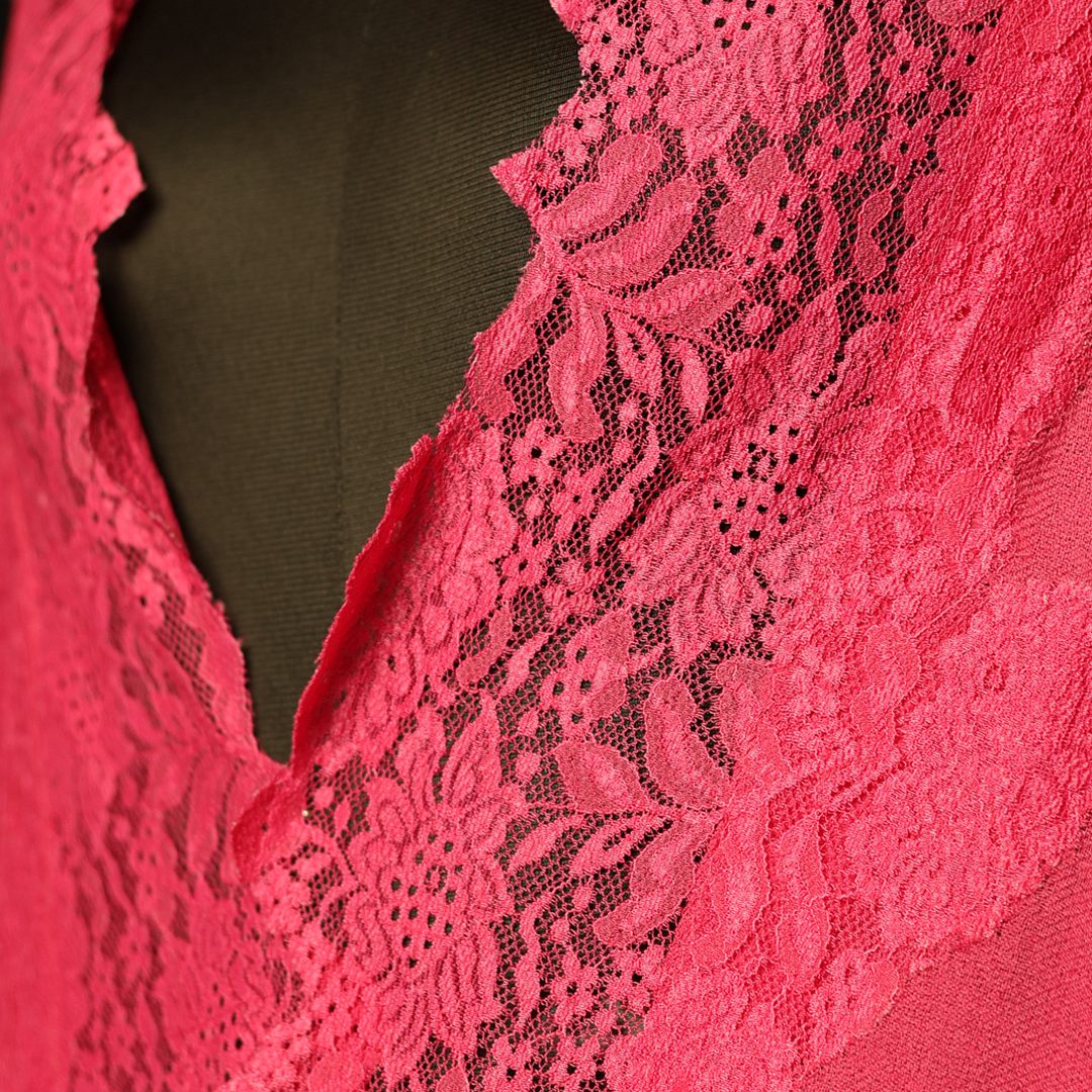 Valentino 4-side lace stole