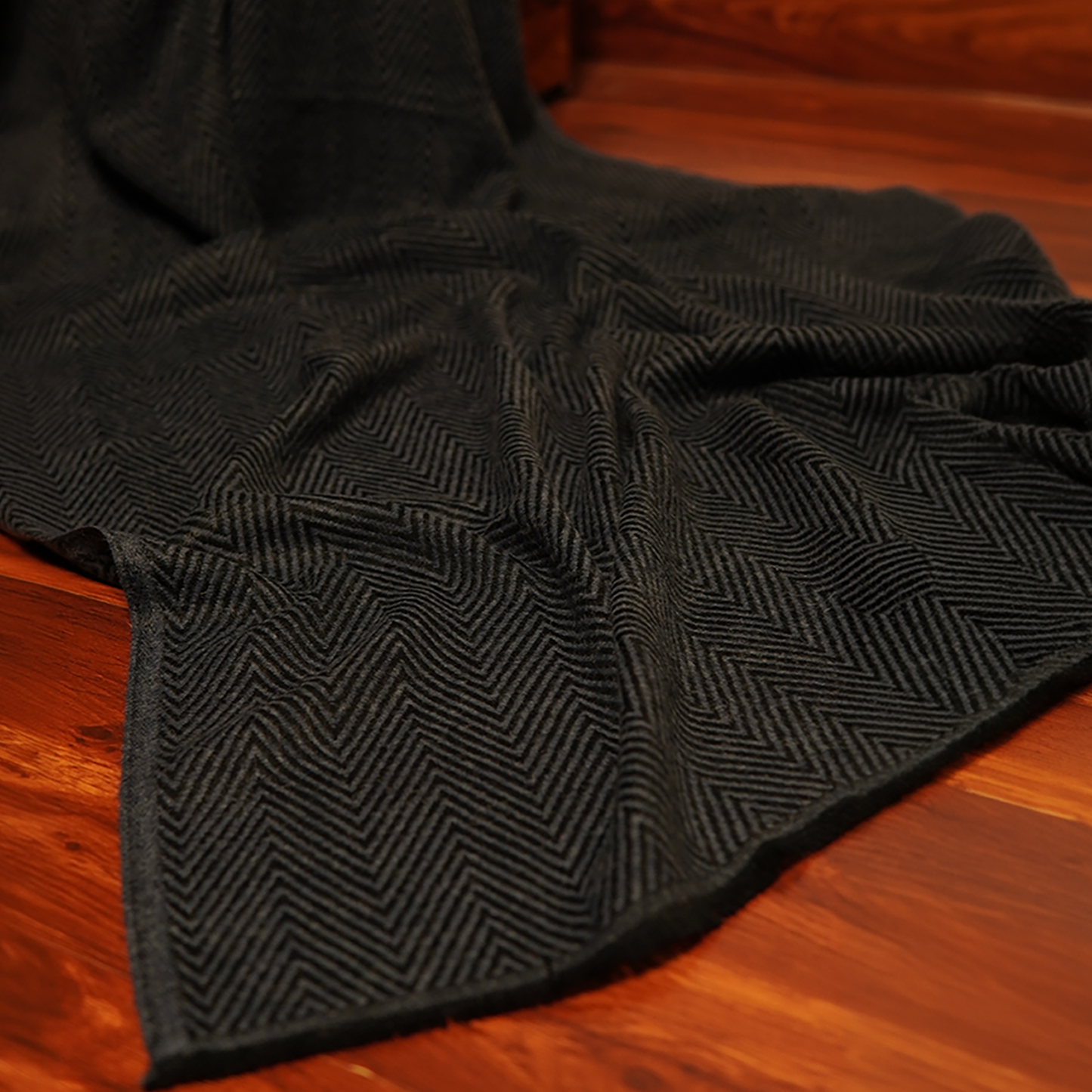 Woollen Stole - Charcoal