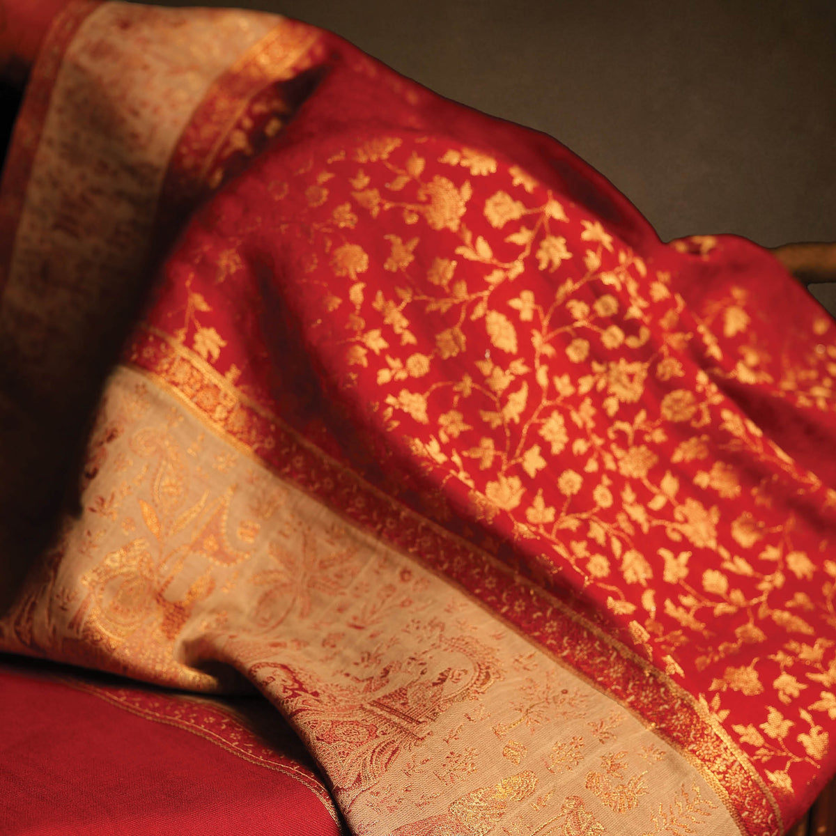 Zari Kani Doli Baraat Border Shawl