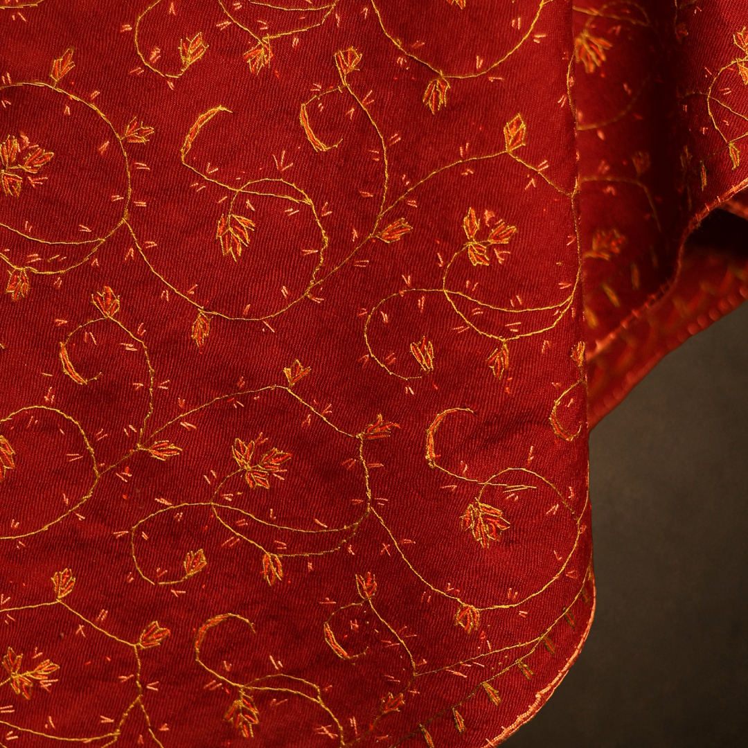 Handmade Sozni Jali Stole