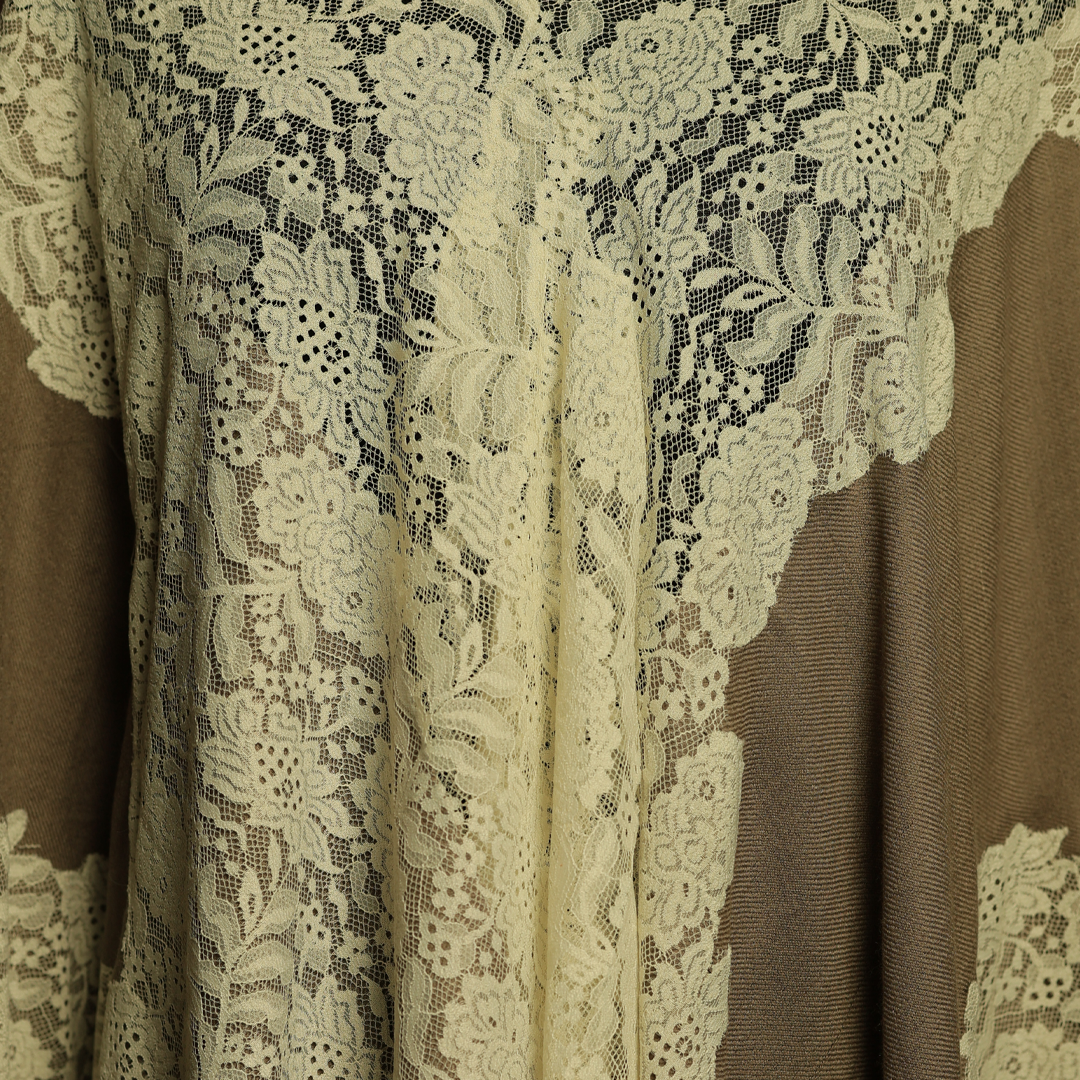 Valentino 4-side lace stole