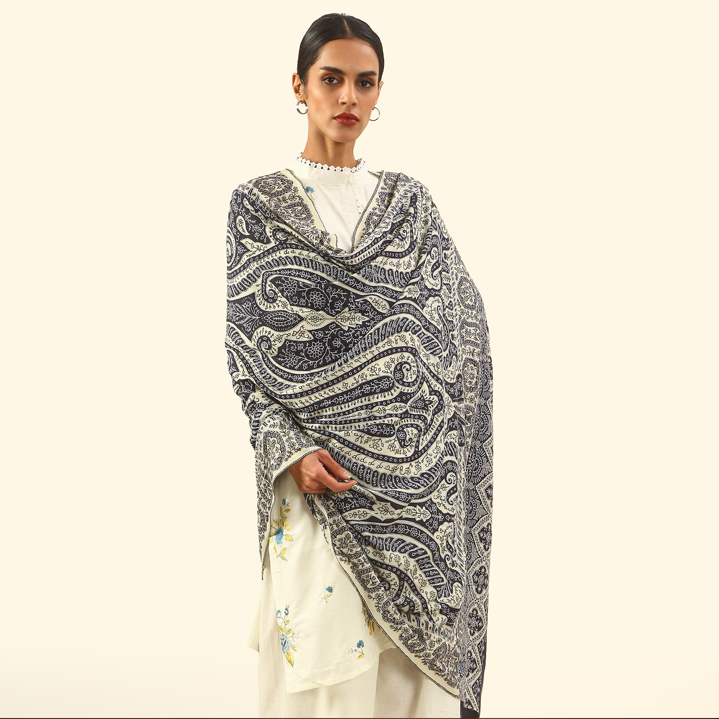 Cashmere Wool Sozni Embroidery Shawl - Charcoal Paisley