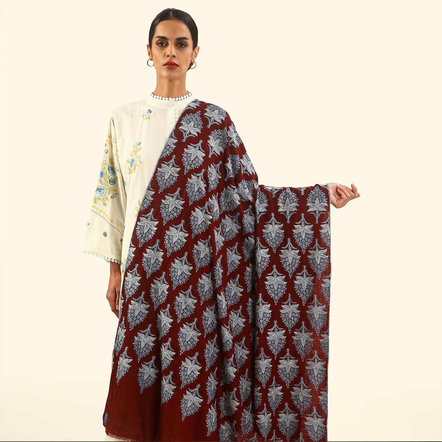 Pashmina Sozni Embroidery Shawl - Maroon Leaf