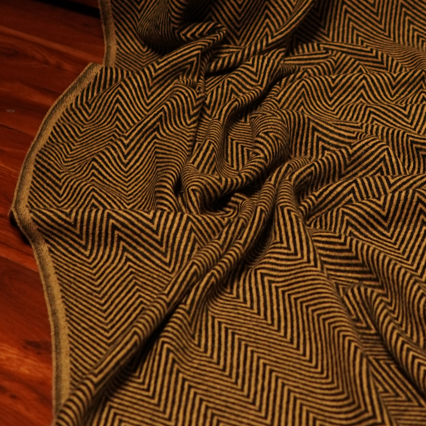 Woollen Stole - Umber