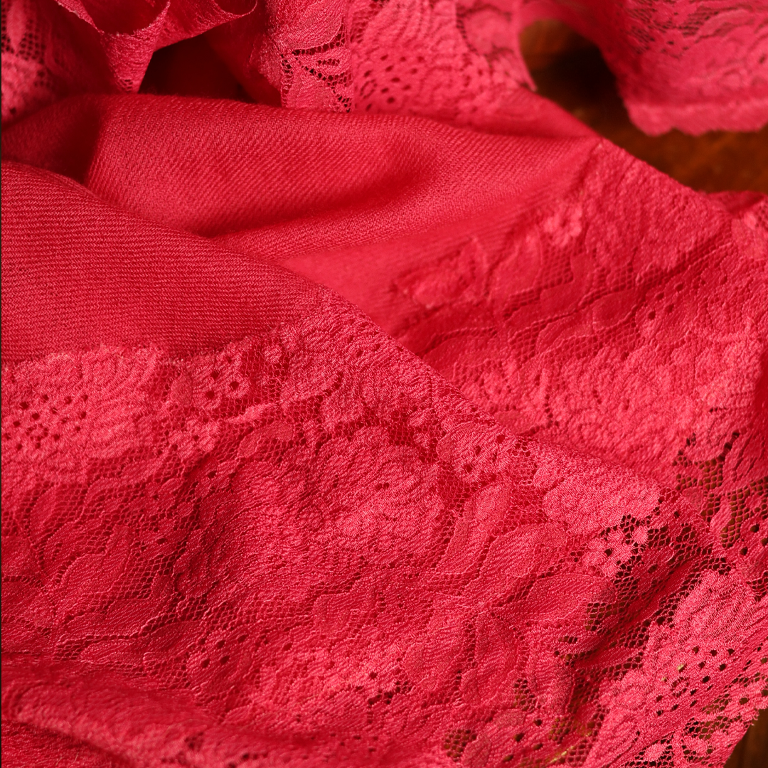 Valentino 4-side lace stole