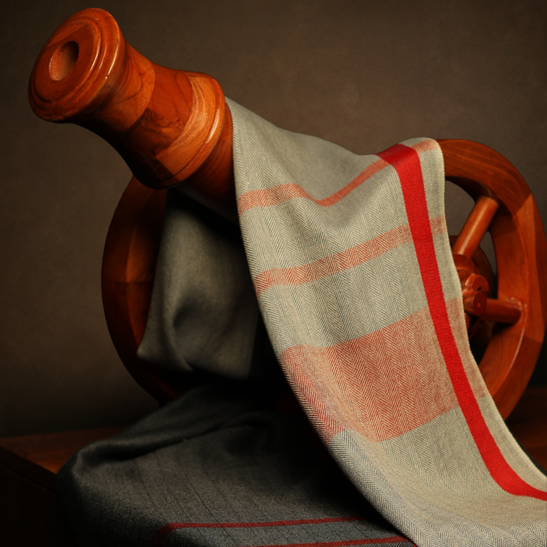 Cashmere Wool Herringbone Muffler