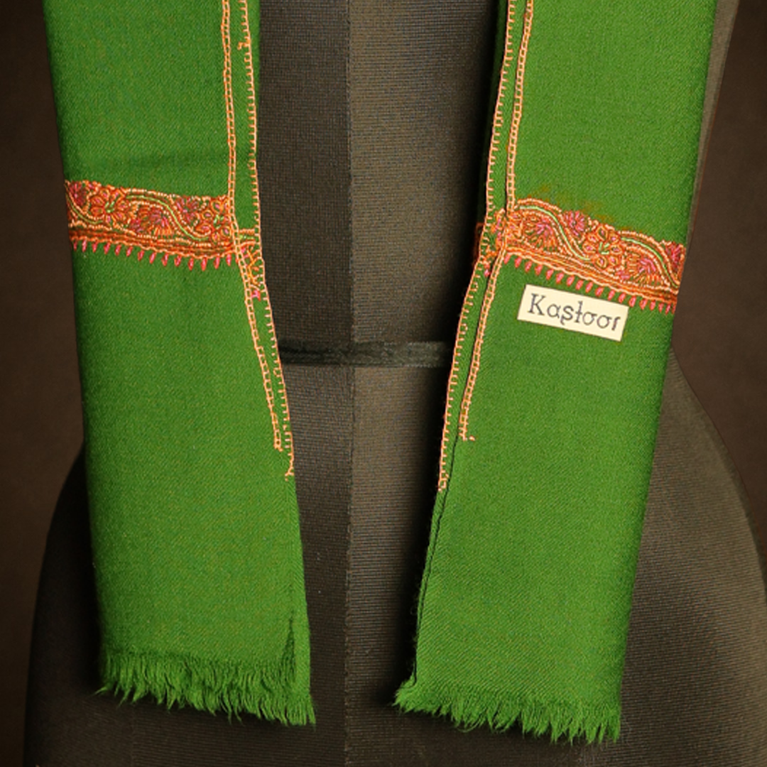 Sozni Border Muffler - Forest Green