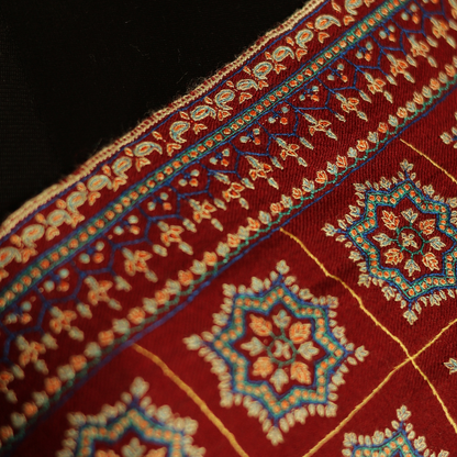 Maroon Sozni Jama Pashmina Shawl