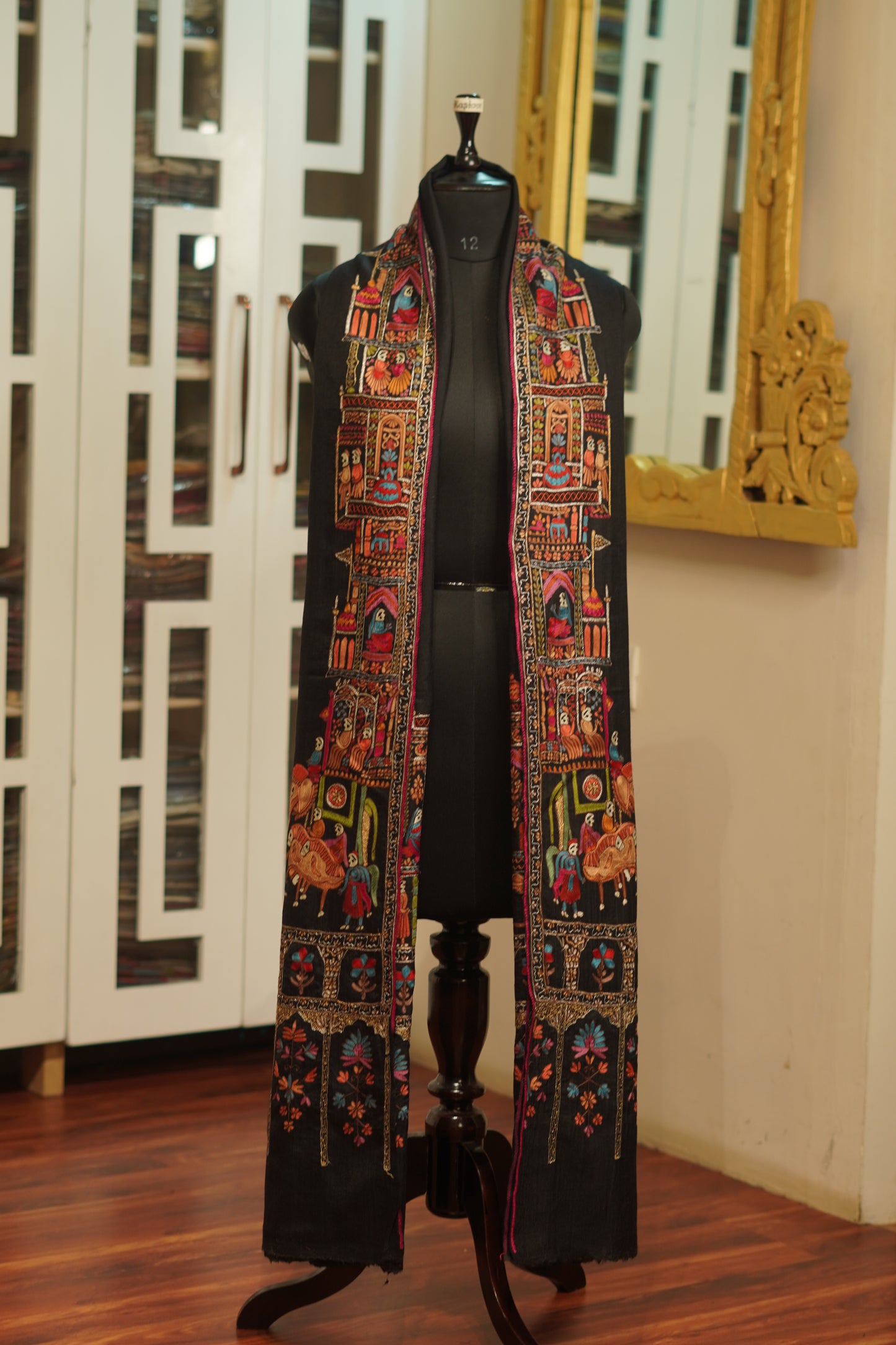 Handmade Kalamkari Pashmina Shawl – Gents Edition