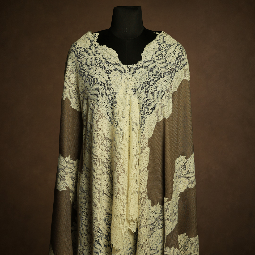 Valentino 4-side lace stole