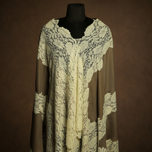 Valentino 4-side lace stole