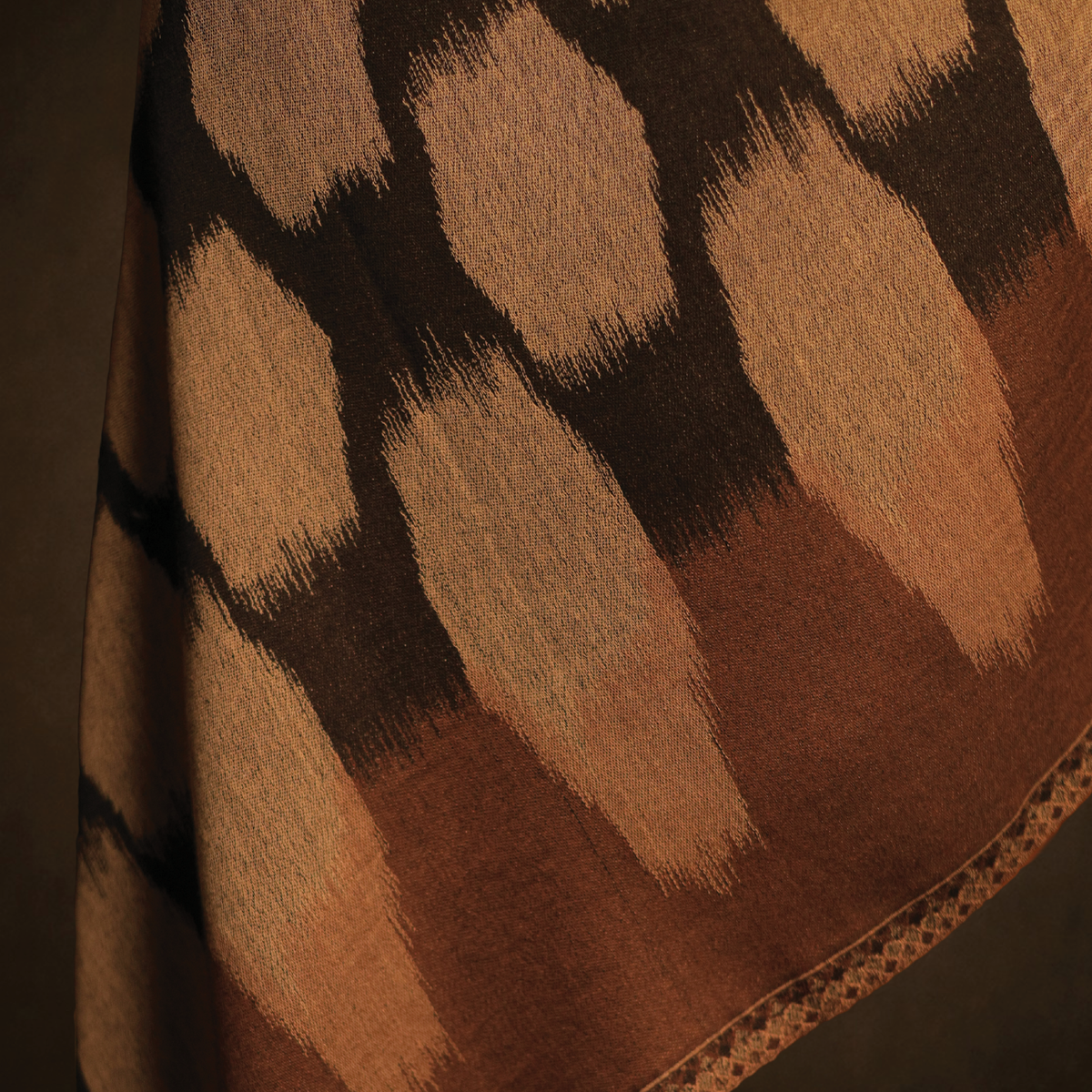 Ikkat Pattern Reversible Stole