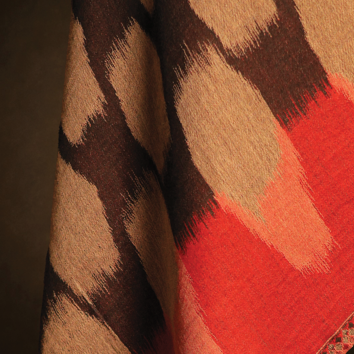 Ikkat Pattern Reversible Stole