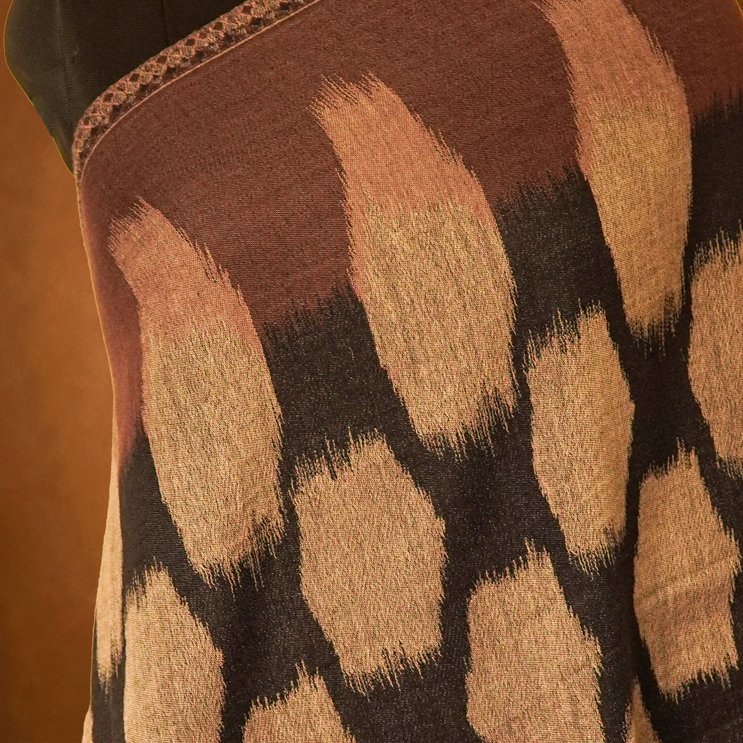 Ikkat Reversible Stole