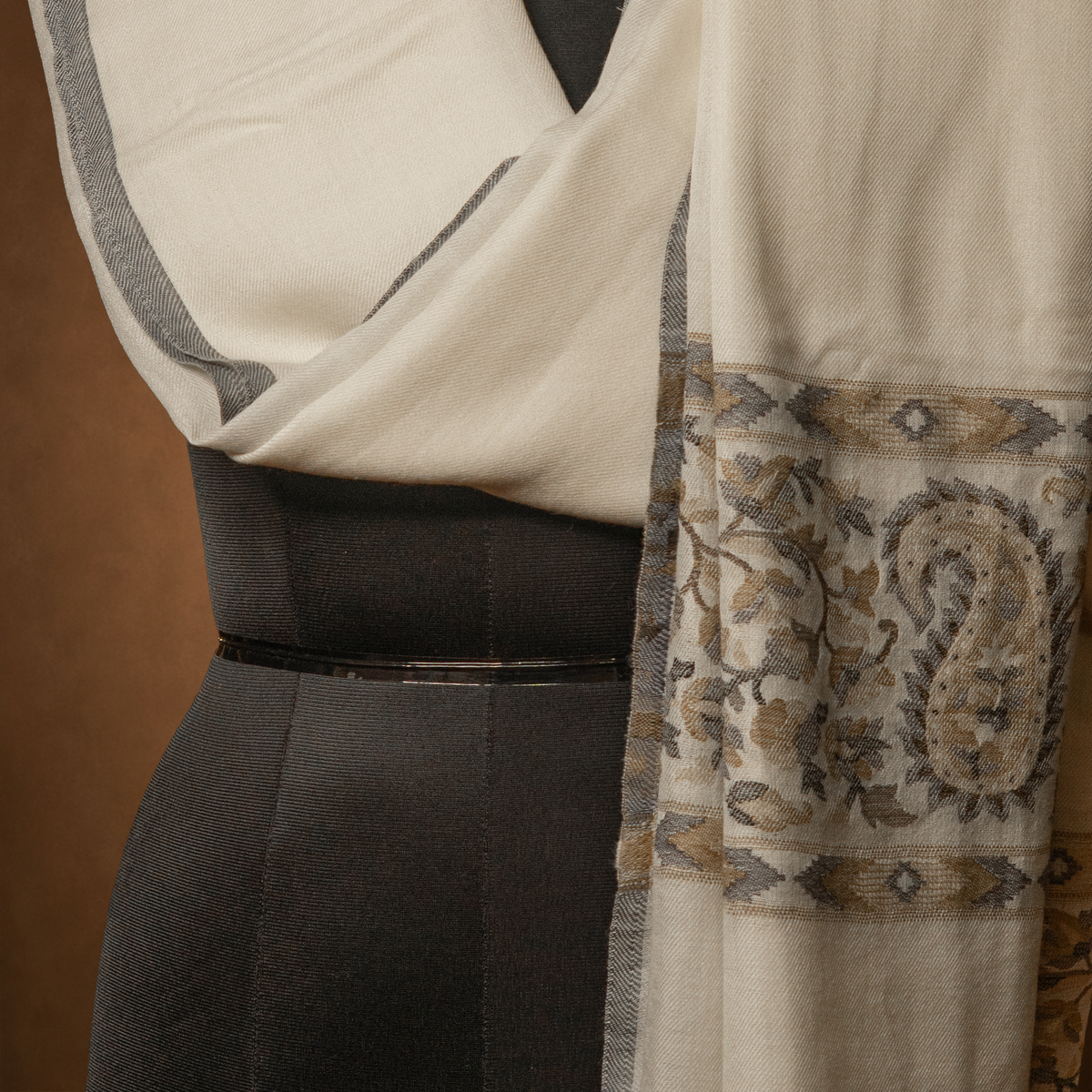 Kani Palla Mughal Design Shawl - Natural