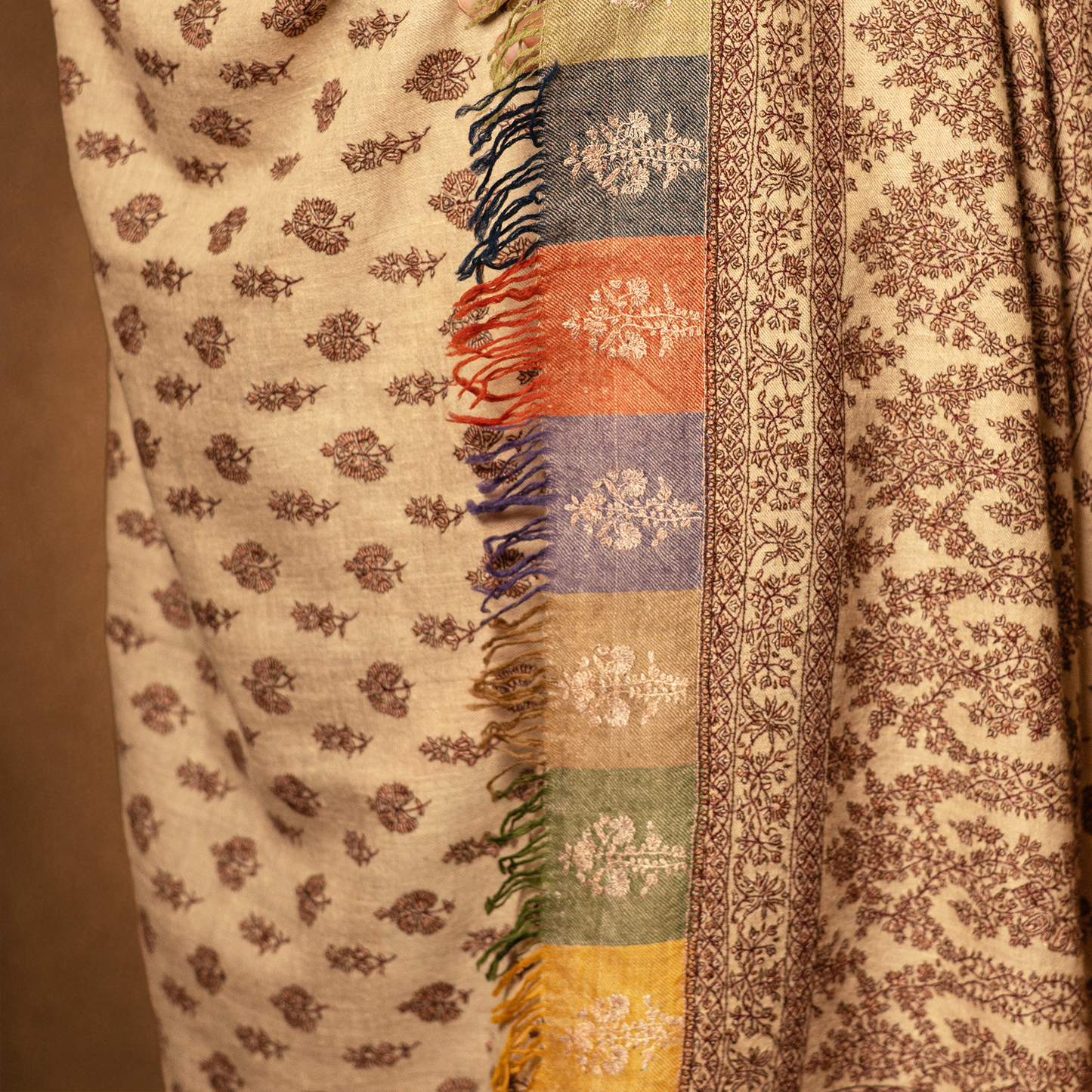 Pashmina Sozni Gents Butidar Shawl