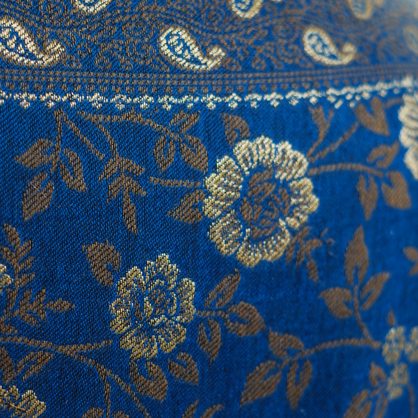 Zari Kani Shawl